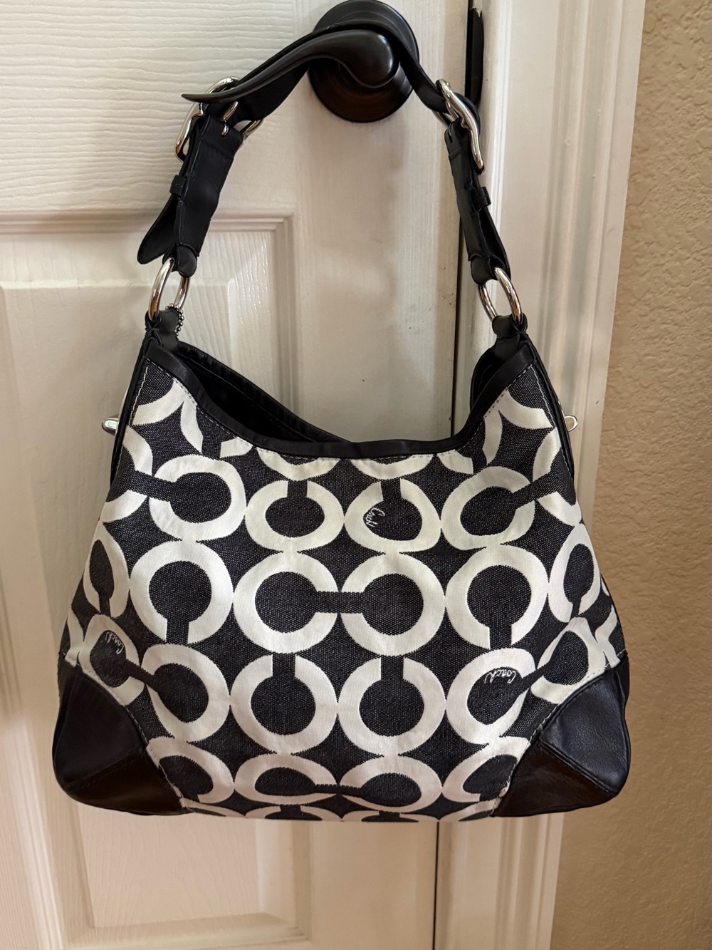 Coach Peyton Op Art Canvas Hobo Bag Style #14512 Y2K